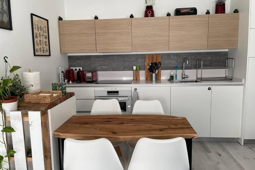 Apartamento De Lujo Con Piscina En タリファ エクステリア 写真