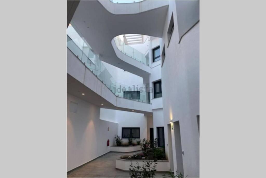 Apartamento De Lujo Con Piscina En タリファ エクステリア 写真